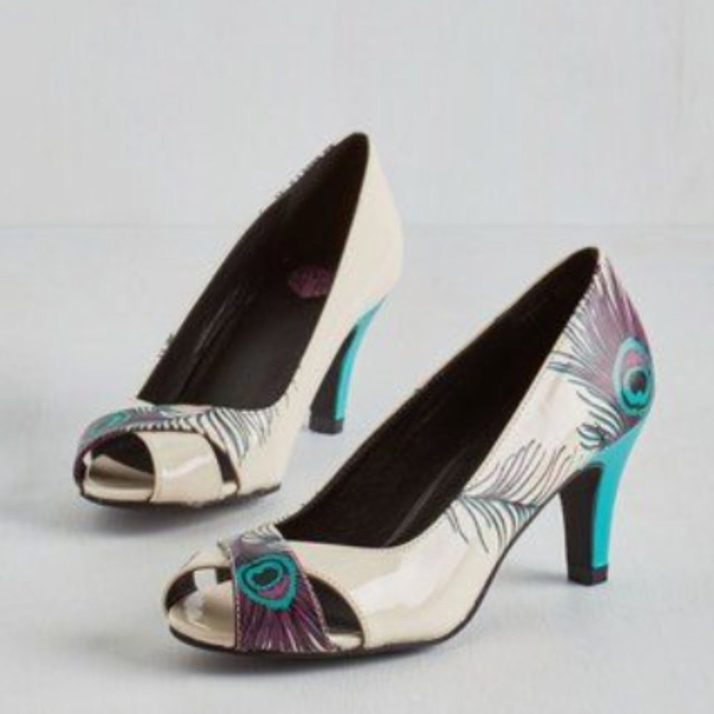 NEW Modcloth TUK Peacock Peep Heels, sz 9